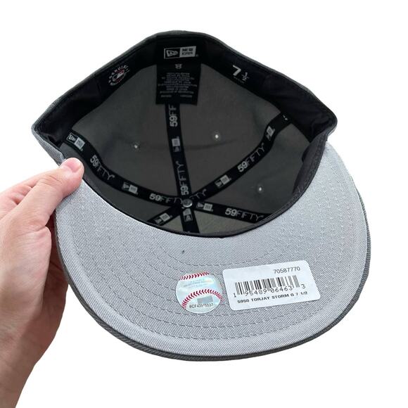 New era Toronto Blue Jays tonal gray fitted hat 7 1/2 - Picture 4 of 4